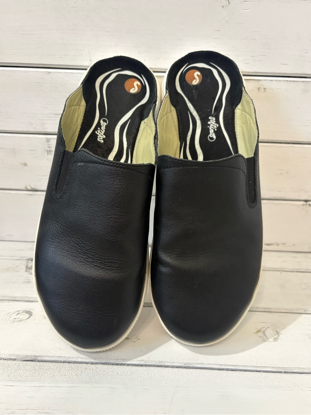 Women’s Slip-On Black Casual Sneakers